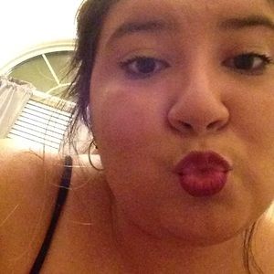 Meet your Posher, Bella